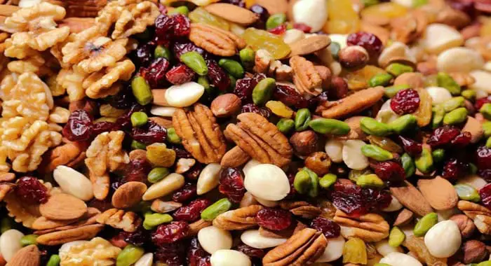 المكسرات في المنام