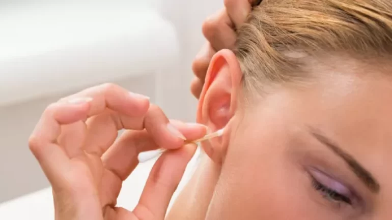 تنظيف الأذن في المنام