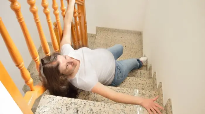 مين جربت الدرج وولدت؟