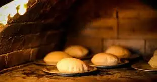 الخبز الساخن في المنام