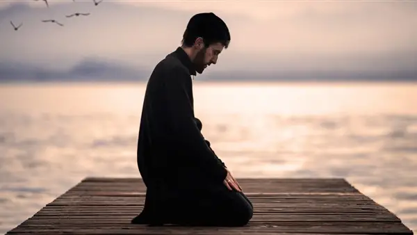 الصلاة في البحر في المنام