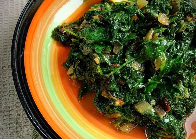 السبانخ في المنام للحامل