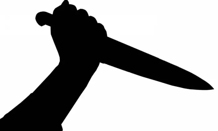 الضرب بالسكين بالمنام