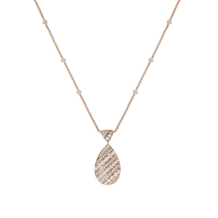 القلادة الفضة في المنام للعزباء