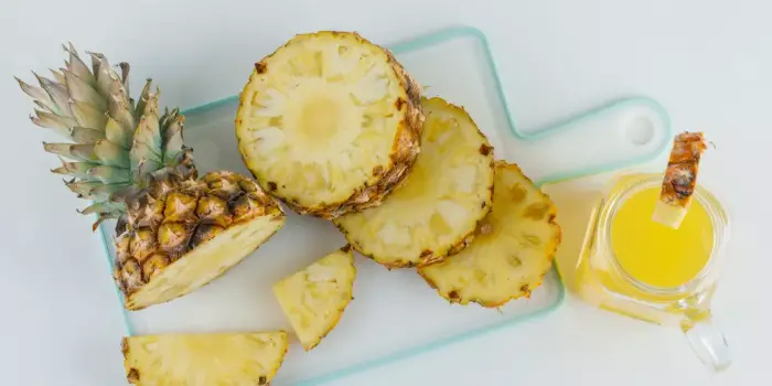 الأناناس في المنام للعصيمي