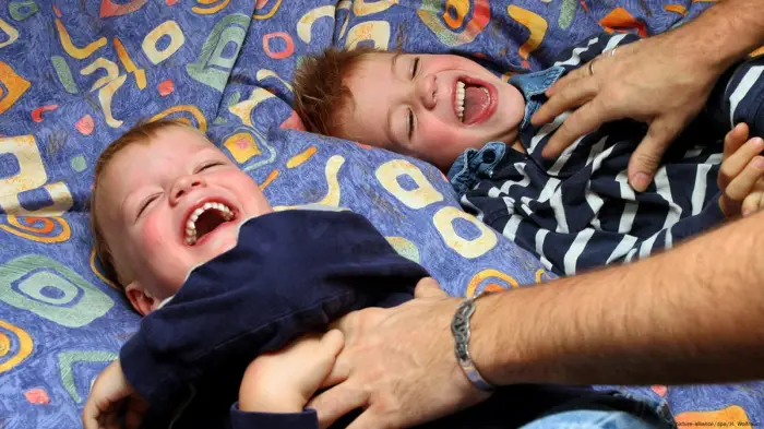 الدغدغة في المنام