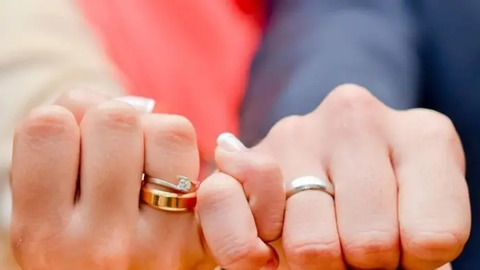 تفسير خطوبة للمتزوجة