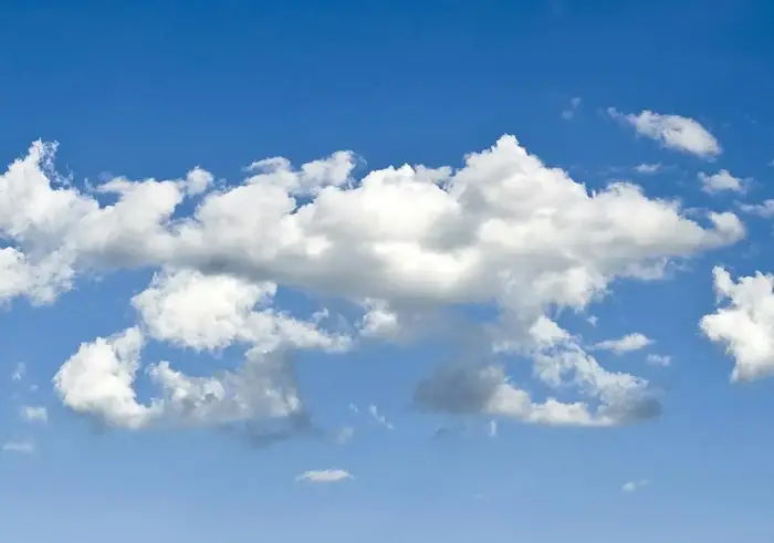 تفسير حلم السحاب للعزباء